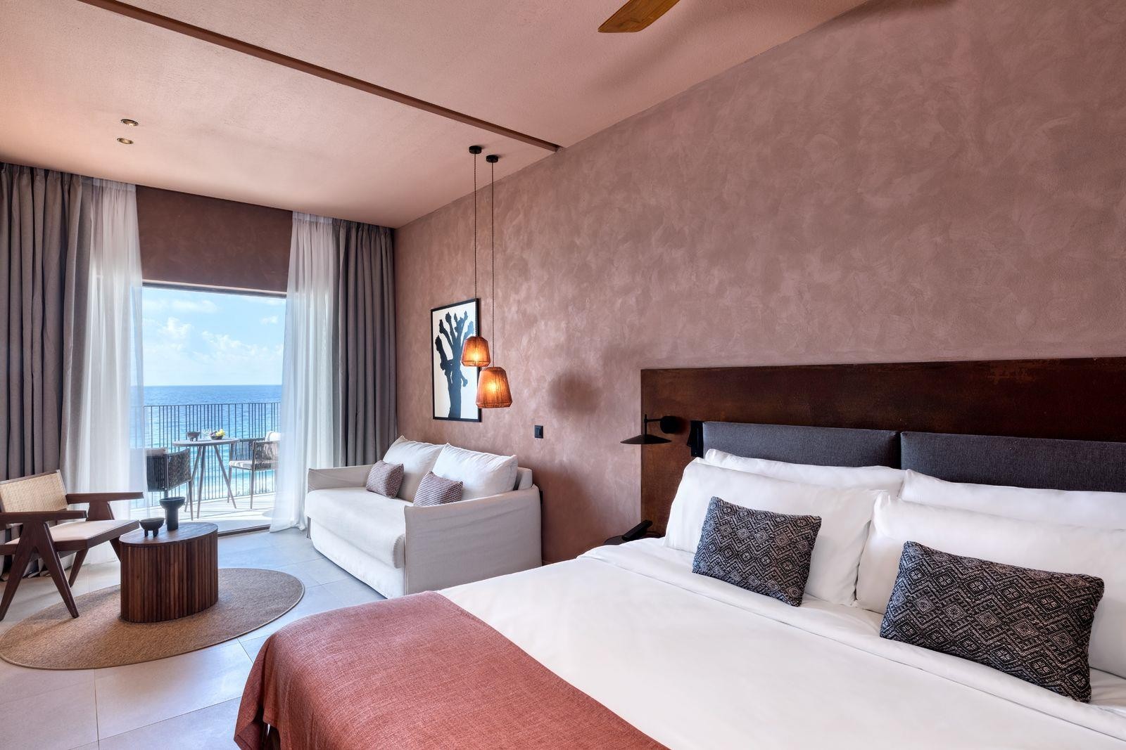 Domes of Corfu, Autograph Collection 20