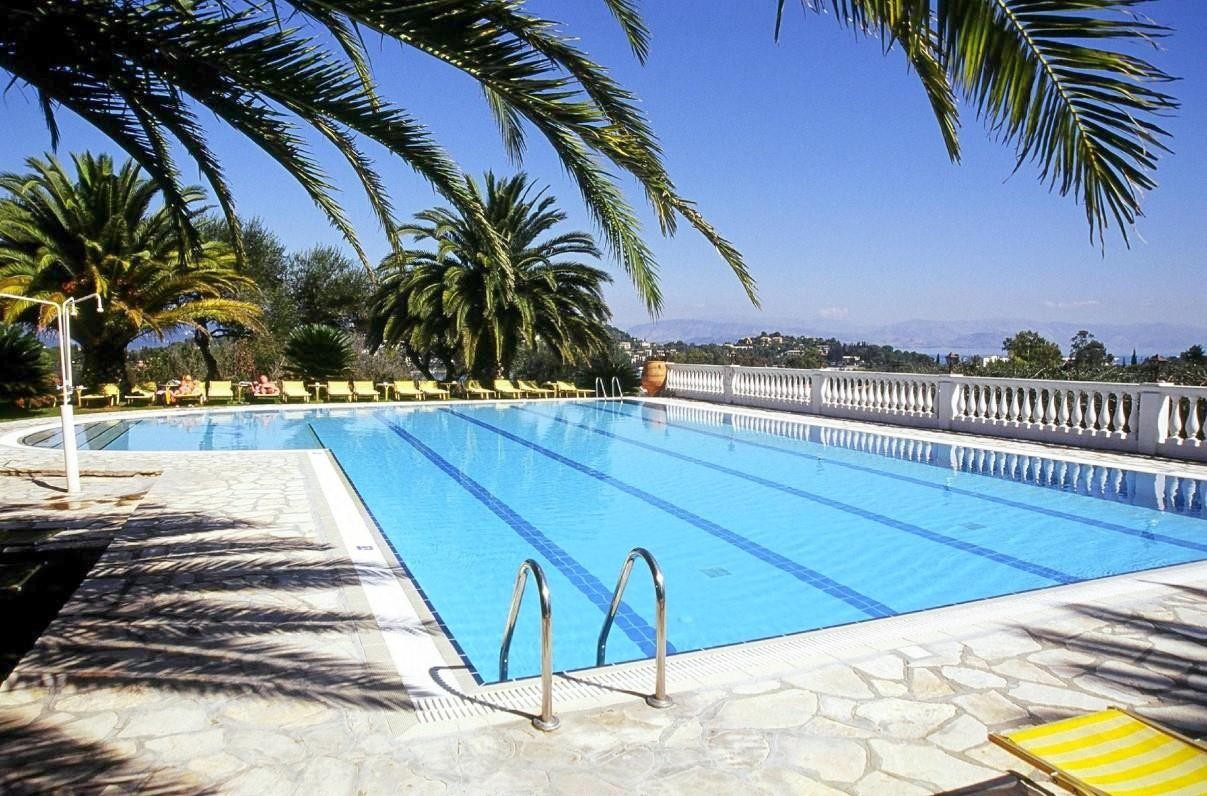 Paradise Beach Hotel