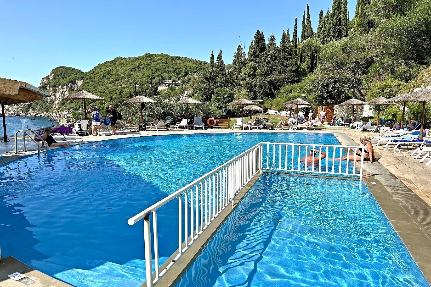 BLUE PRINCESS BEACH 3