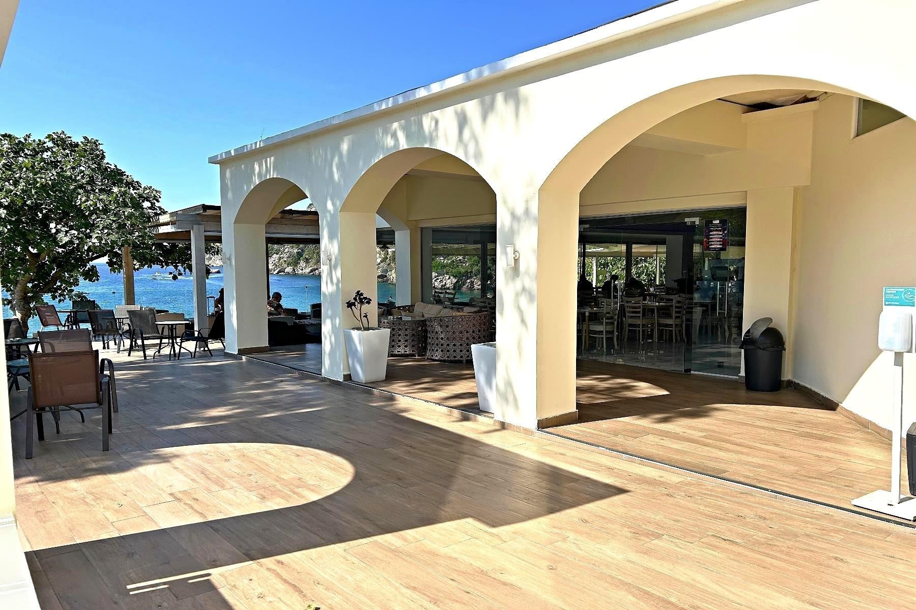 BLUE PRINCESS BEACH 7