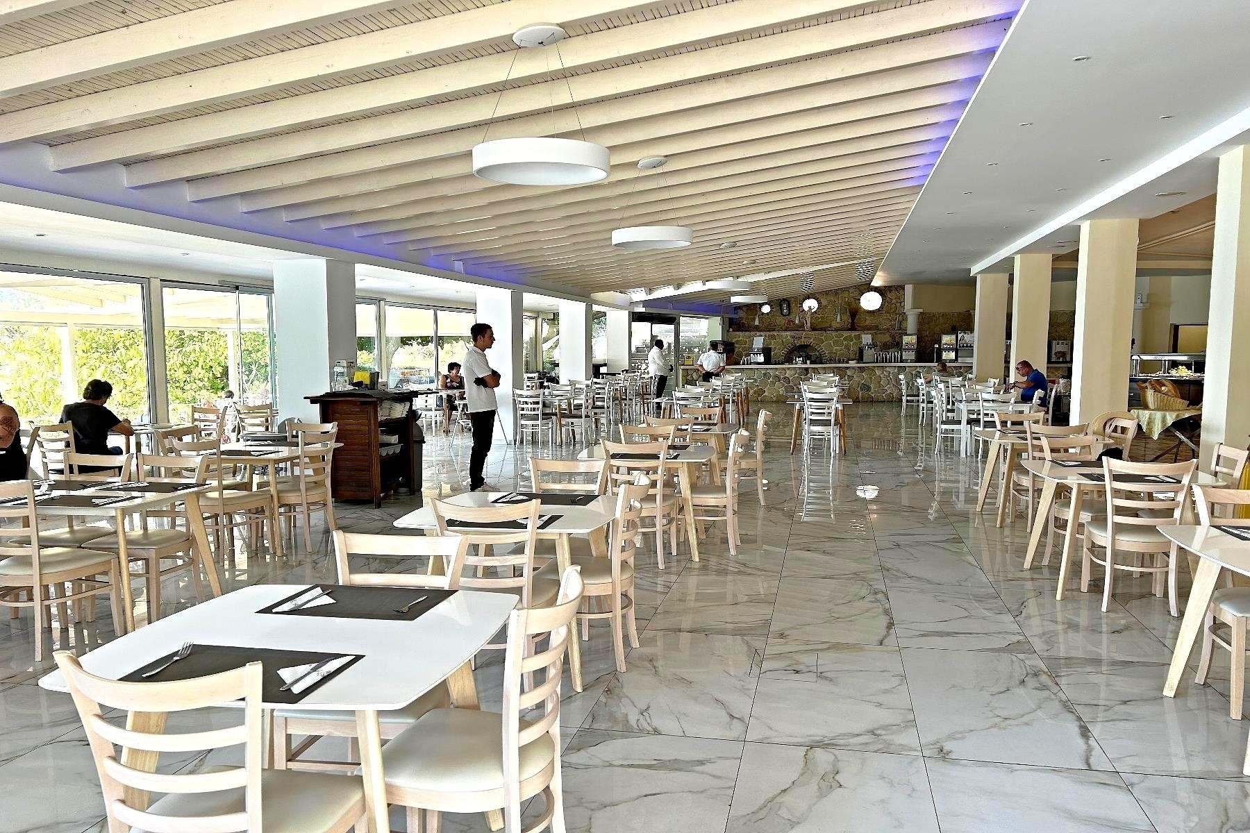 BLUE PRINCESS BEACH 8