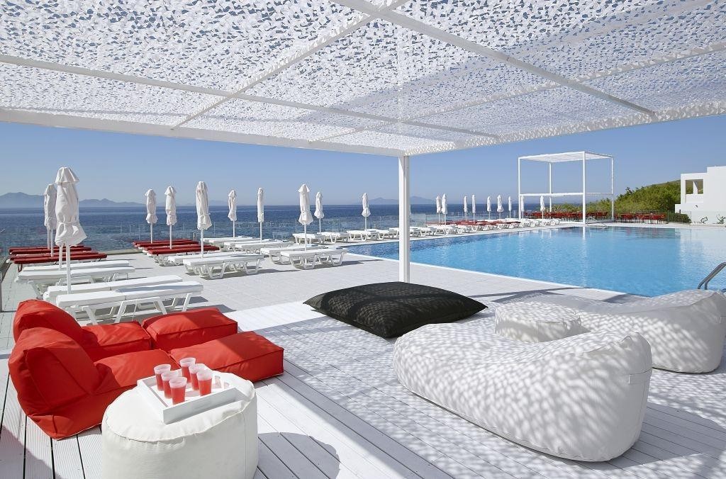 Dimitra Beach Hotel & Suites 6