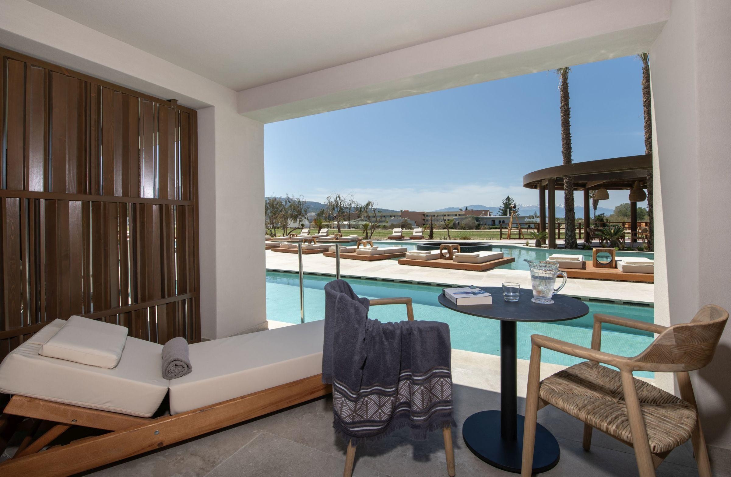 Nalu Resort And Spa 16