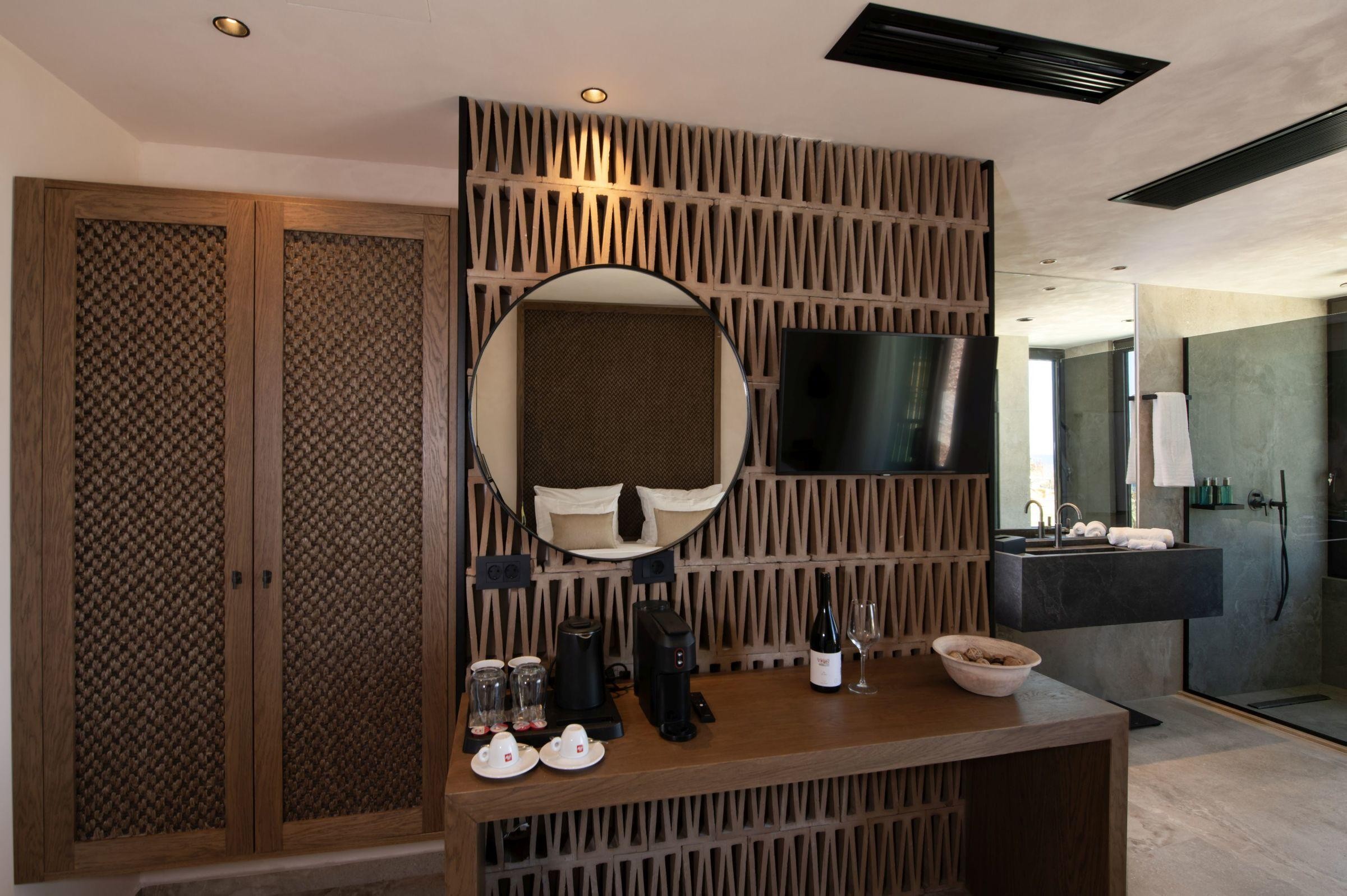 Nalu Resort And Spa 13