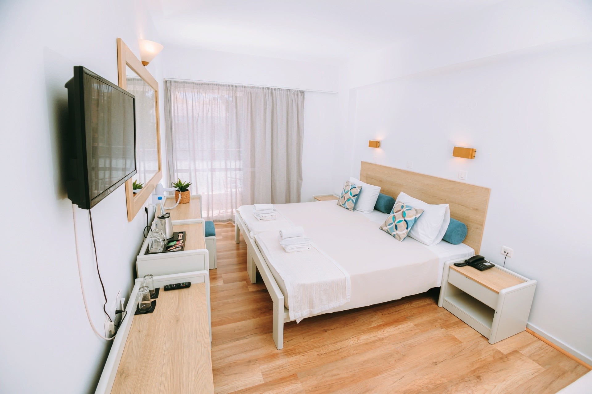 Santa Marina Unique Hotel 8