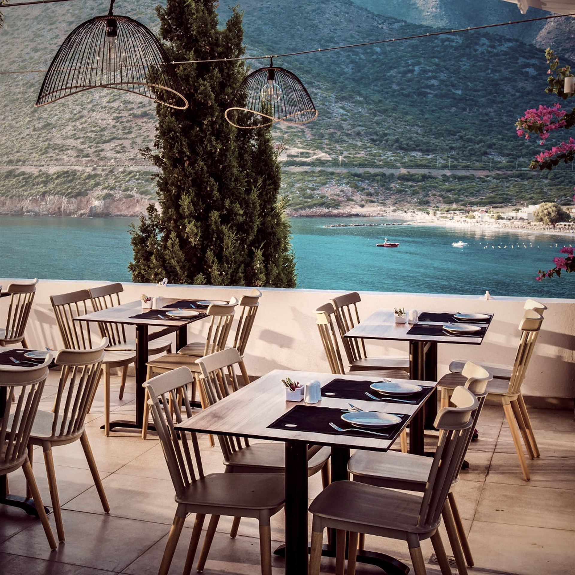 Troulis Apart Hotel 10