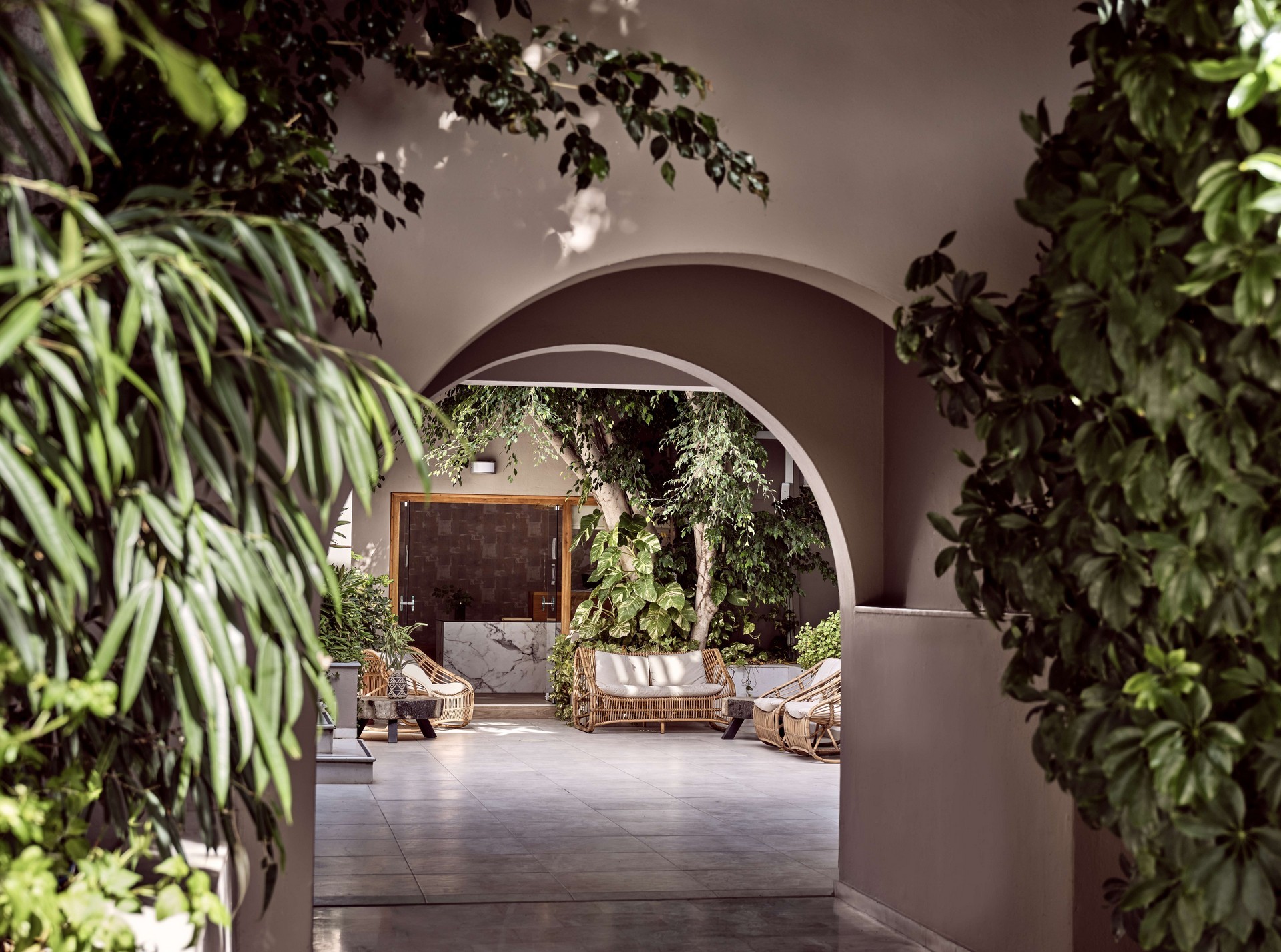 Troulis Apart Hotel 17