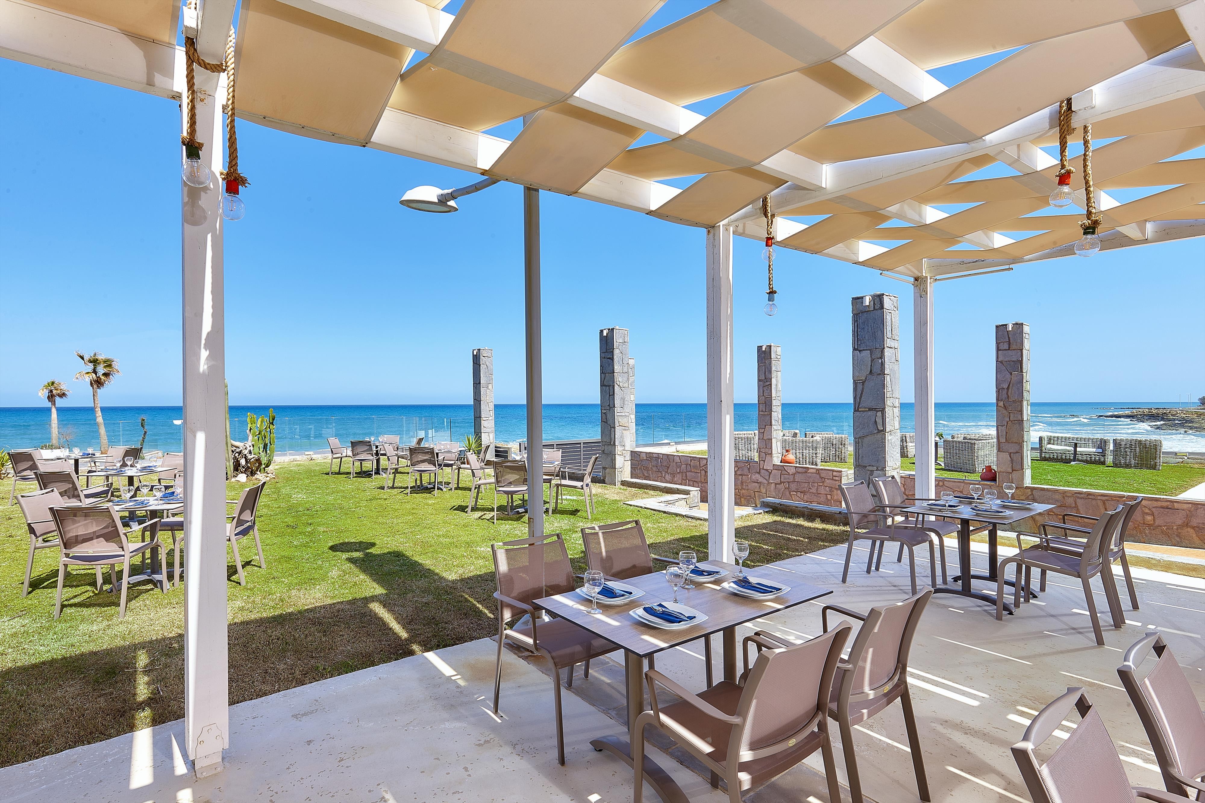 St. Constantin Beach Hotel & SPA Resort 5