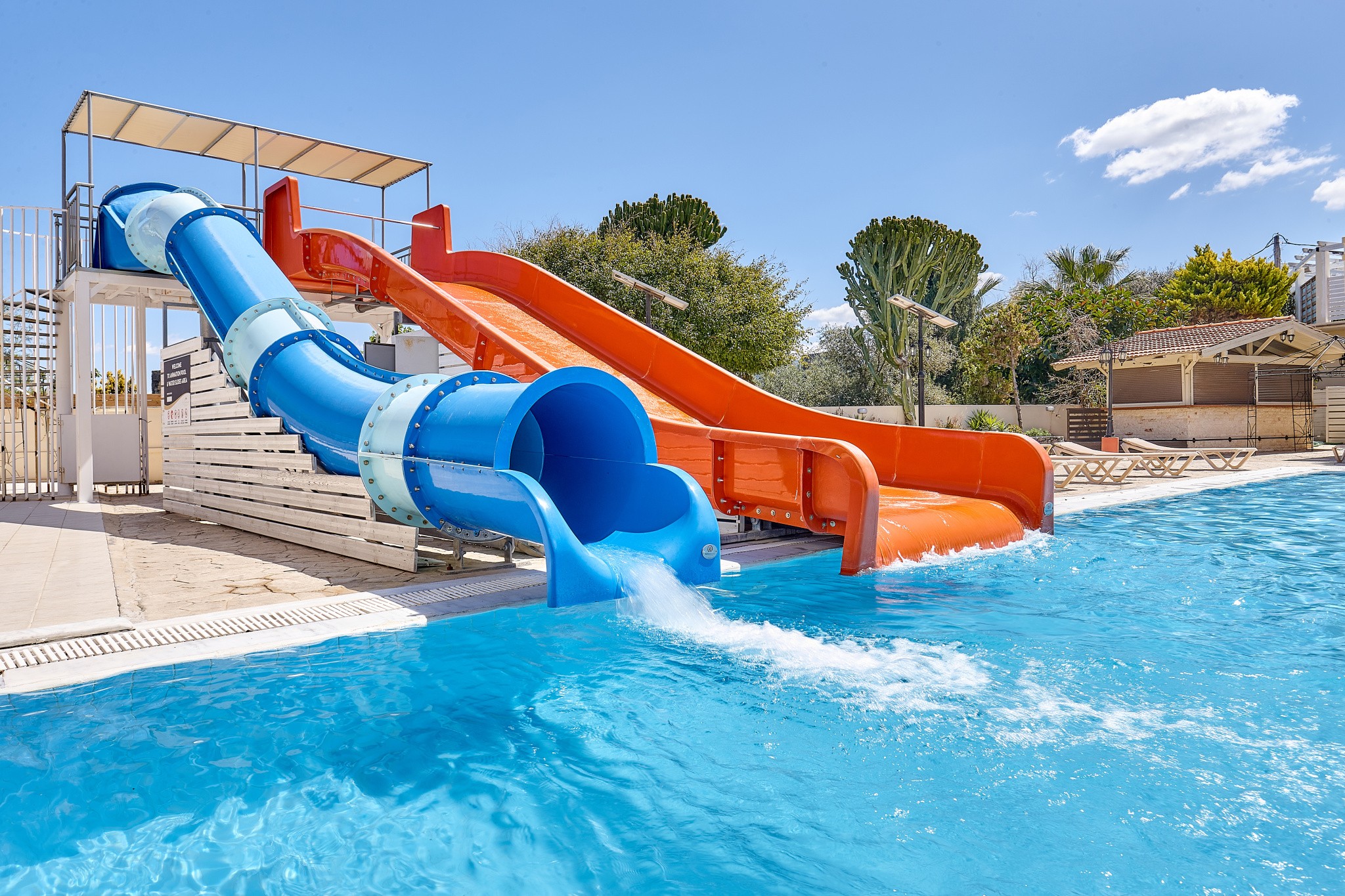 St. Constantin Beach Hotel & SPA Resort 2