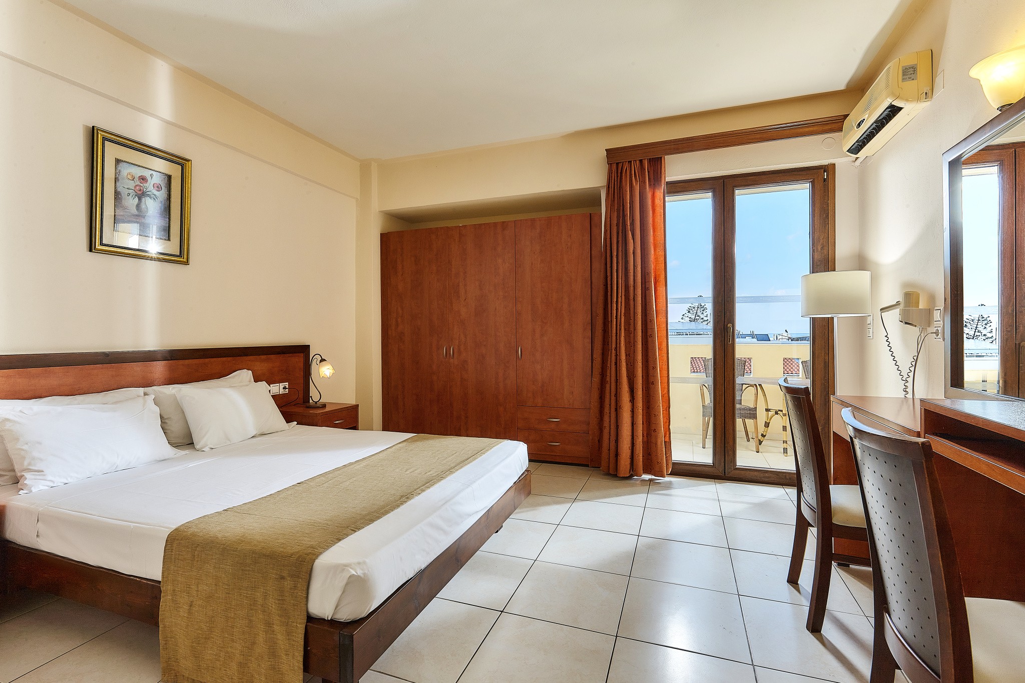 St. Constantin Beach Hotel & SPA Resort 10