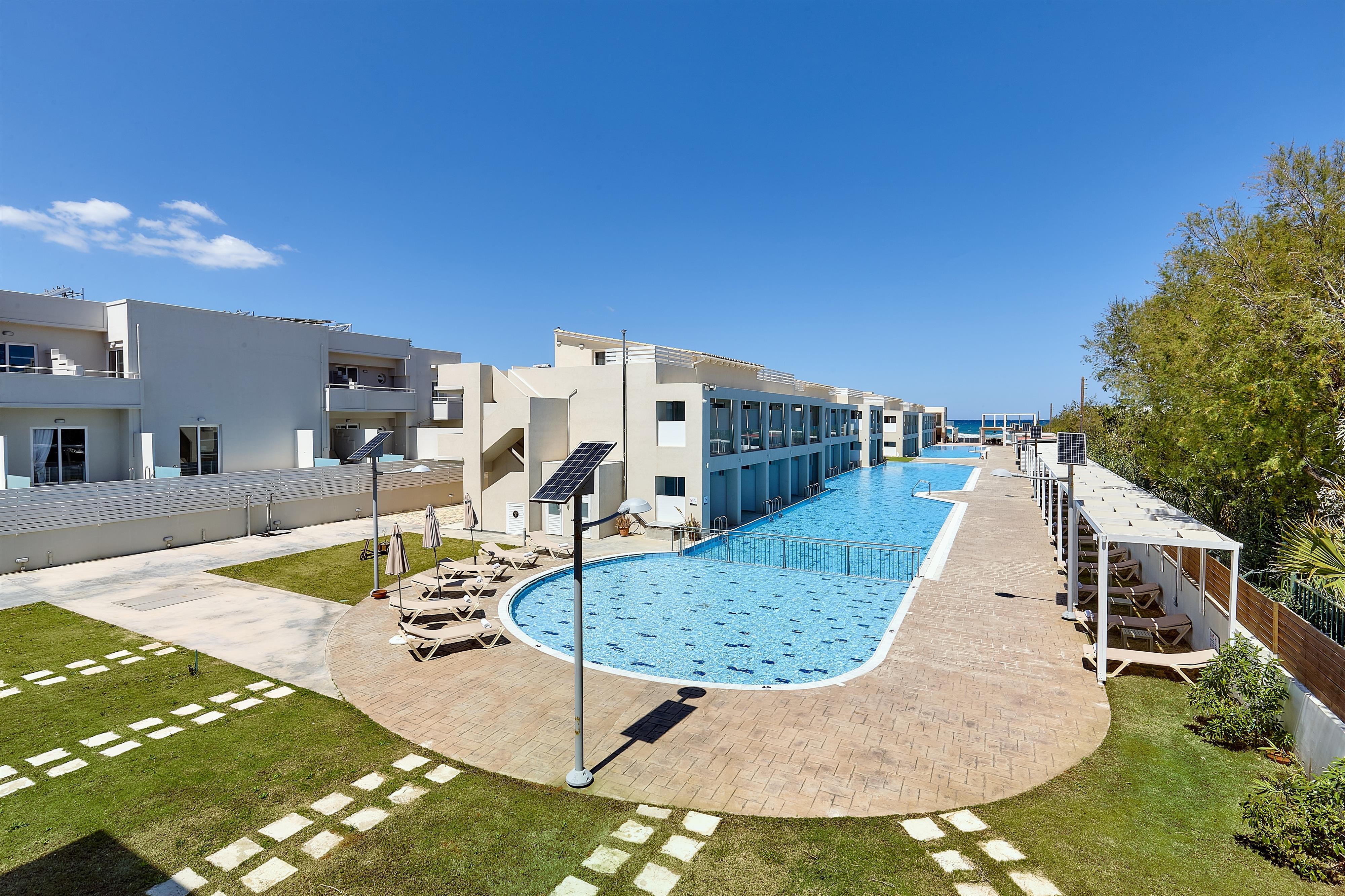 ST. CONSTANTIN BEACH HOTEL AND SPA RESORT fotó