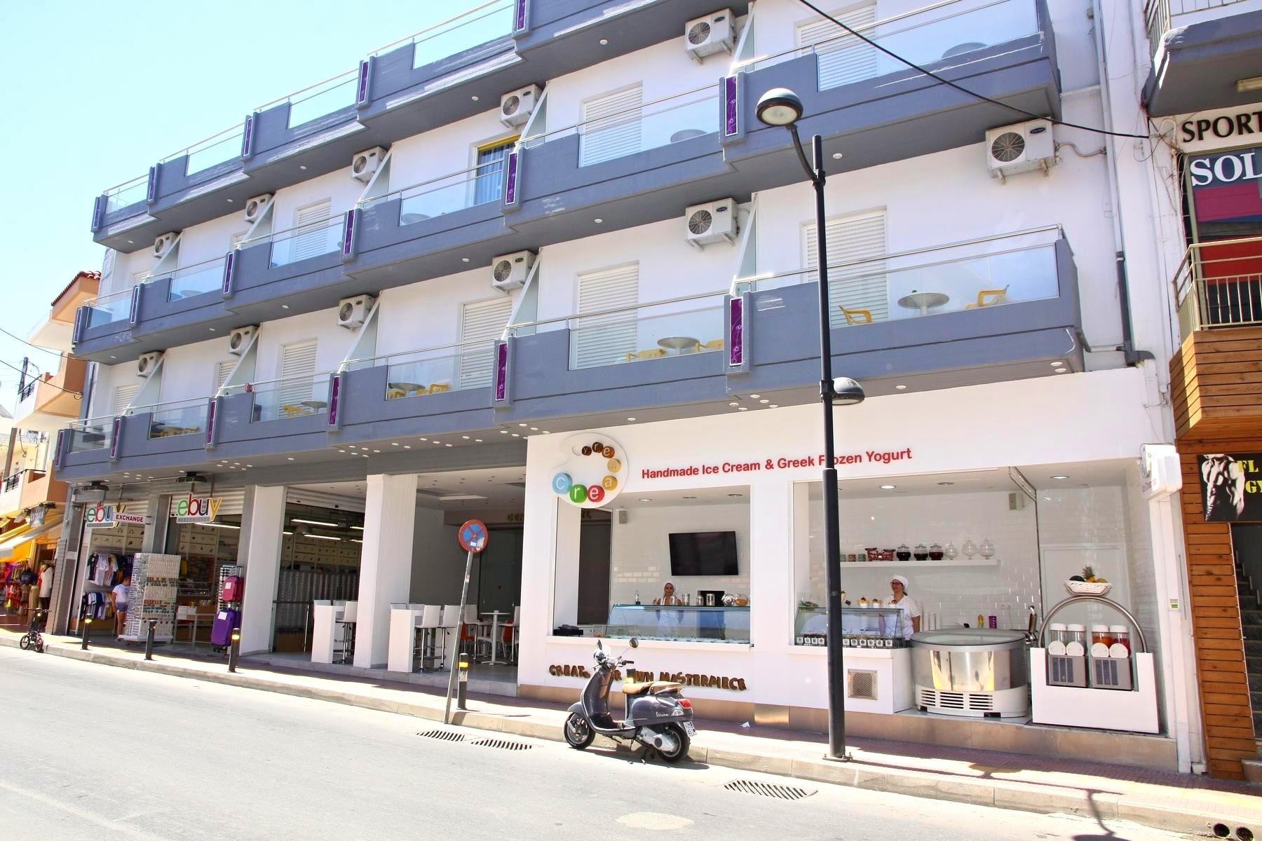 PORTO PLAZA HOTEL