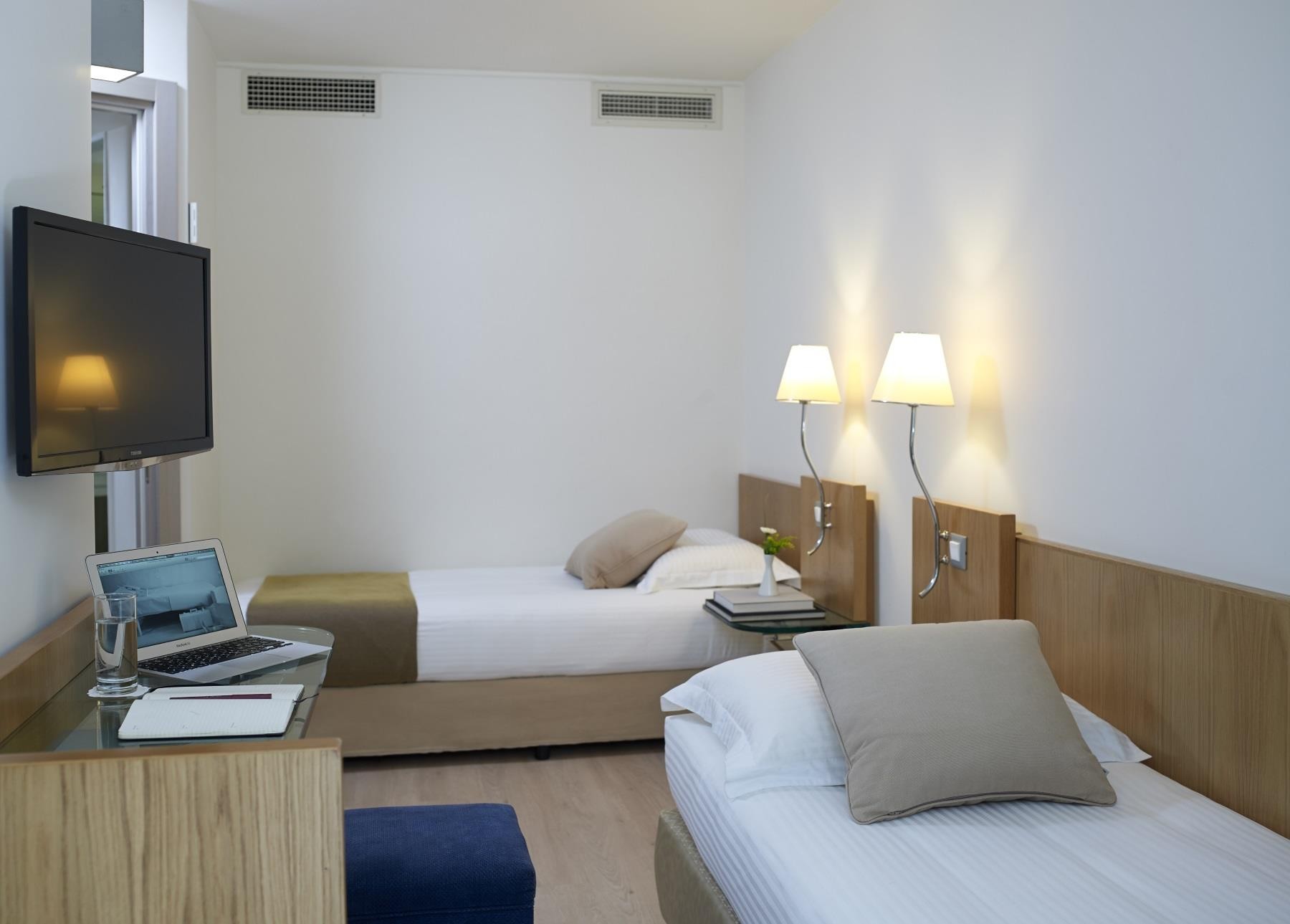 Kriti Beach Hotel 11