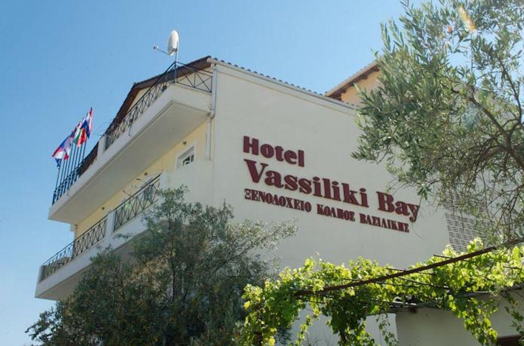 Vassiliki Bay 8