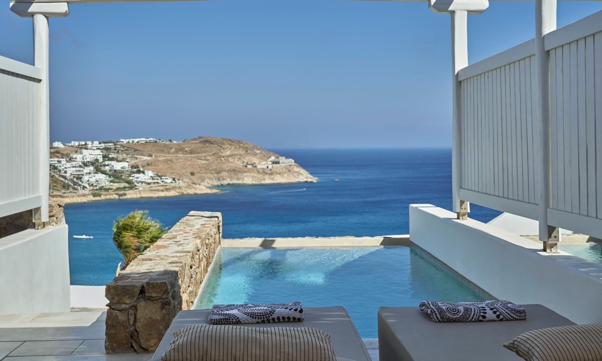 Mykonos Bliss-Cozy suites 6