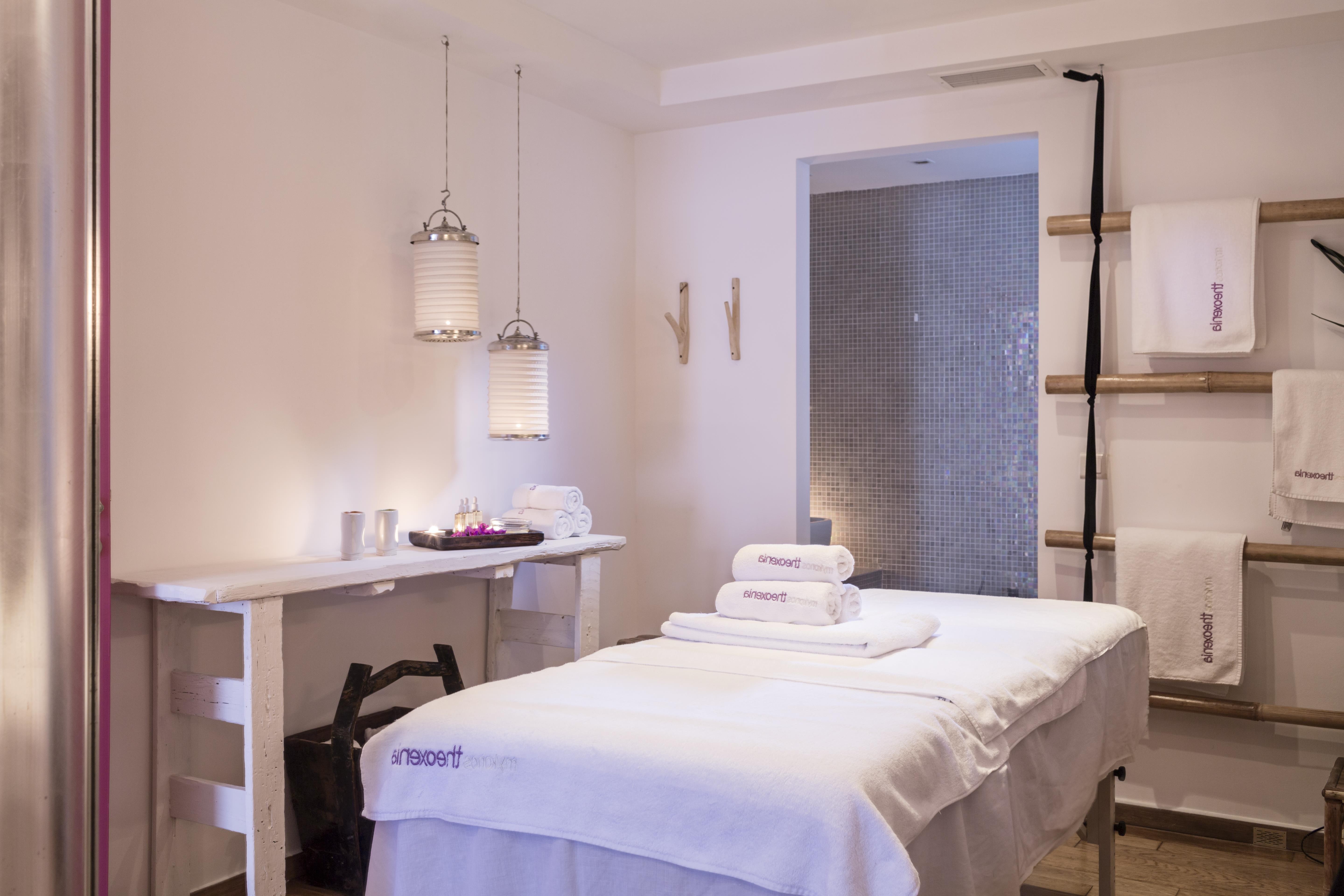 Mykonos Theoxenia 10