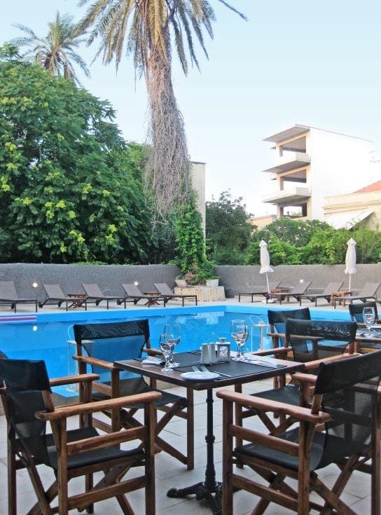 Amphitryon Boutique Hotel