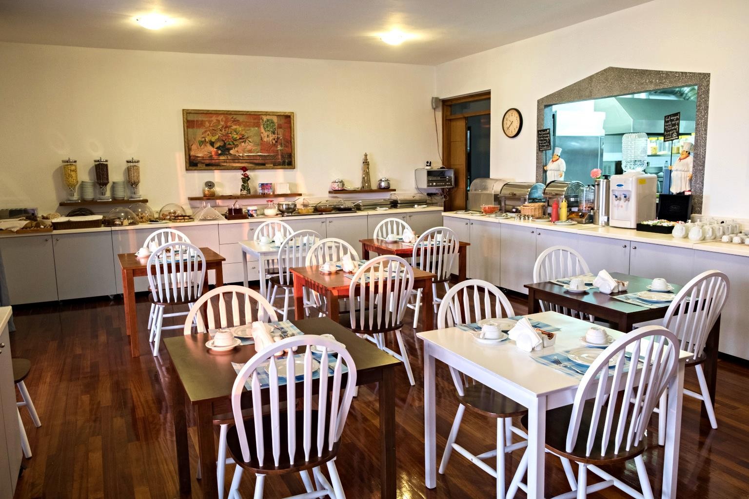 Naftilos Boutique 12