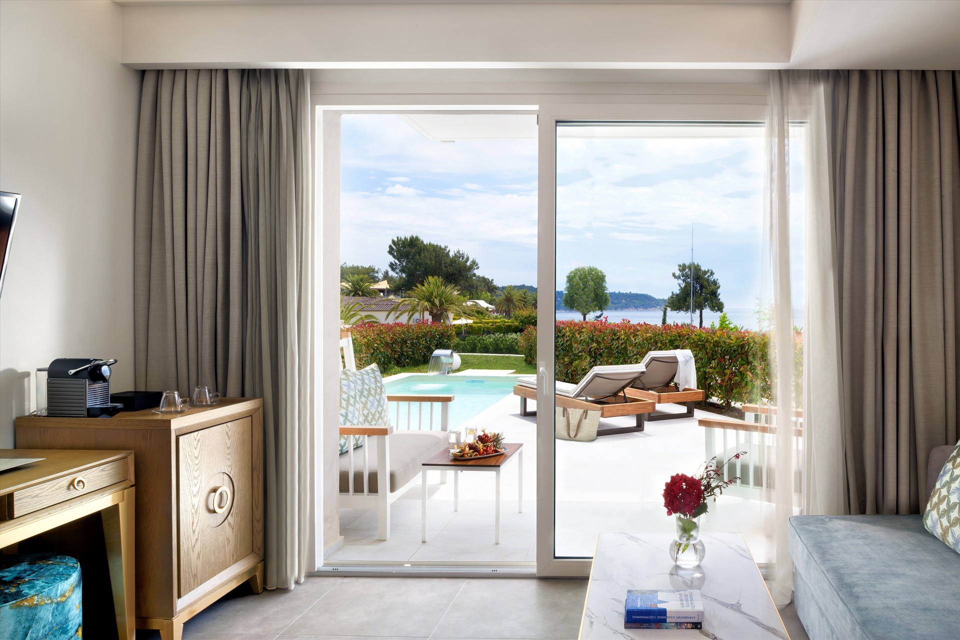 Alexandra Elegance 10