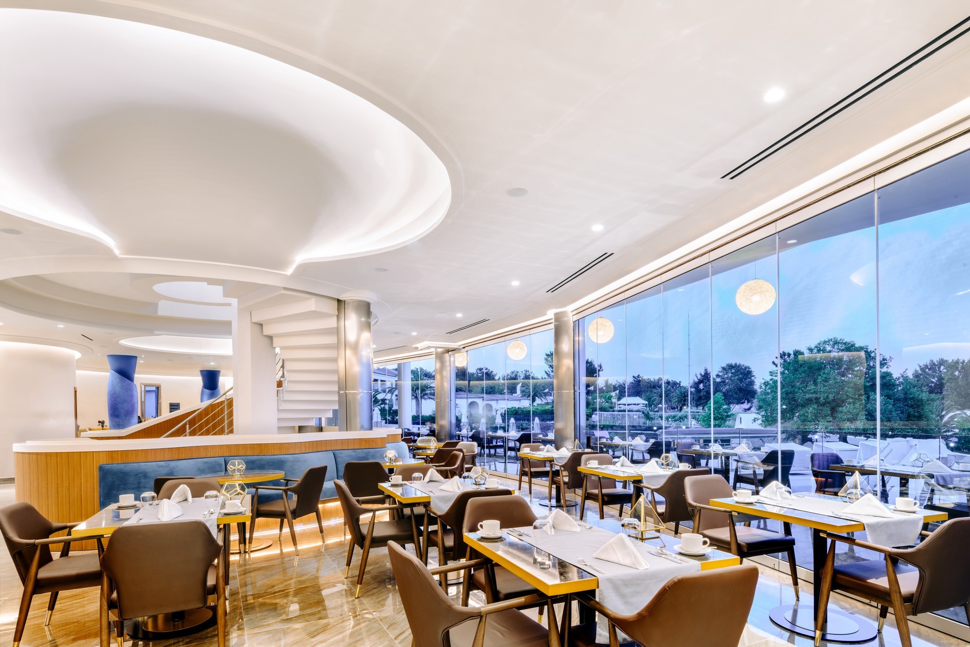 Alexandra Elegance 17