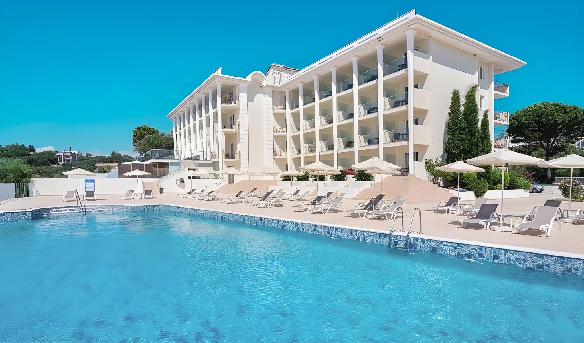 Avalon Hotel 