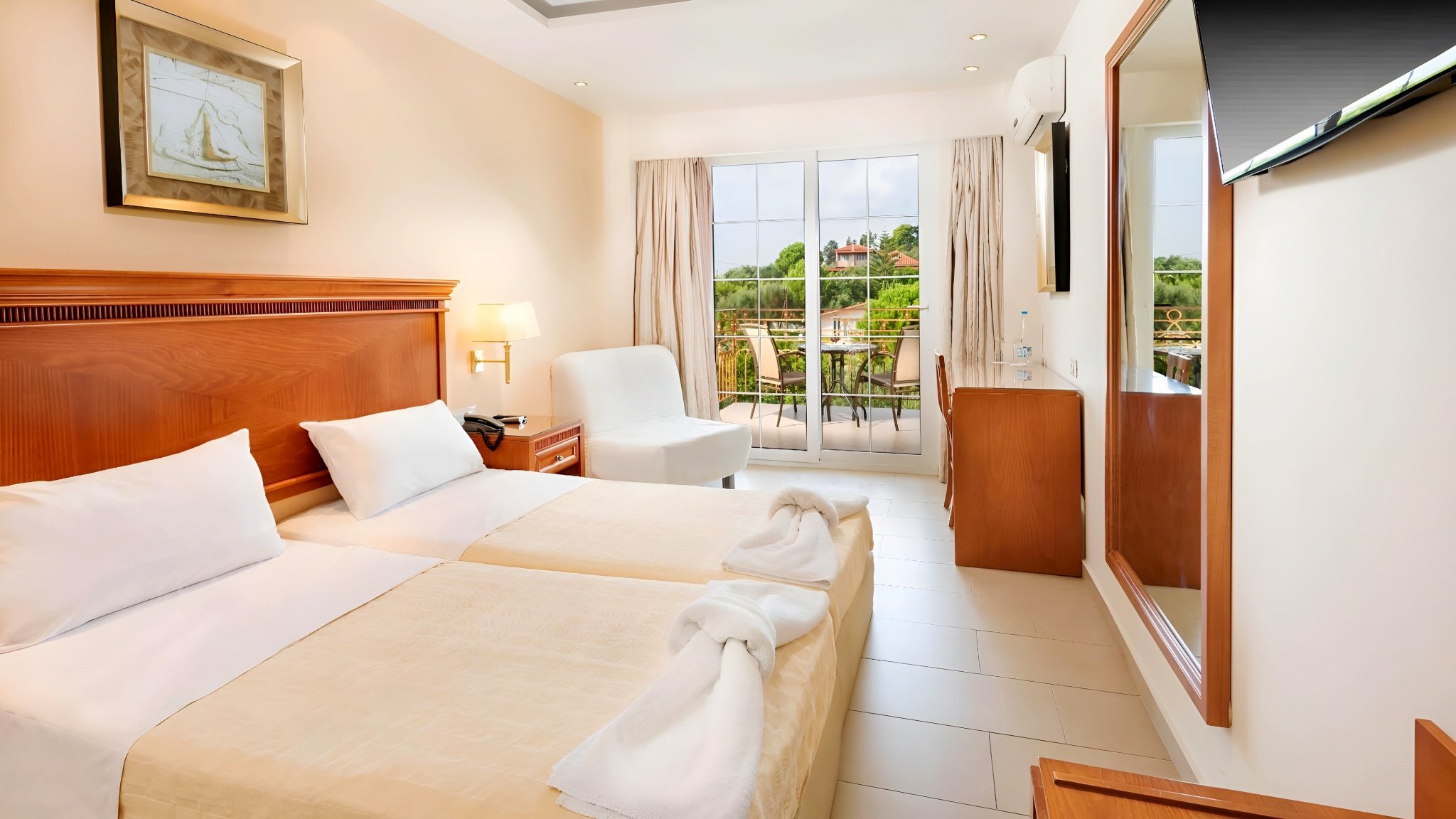 Avalon Hotel 