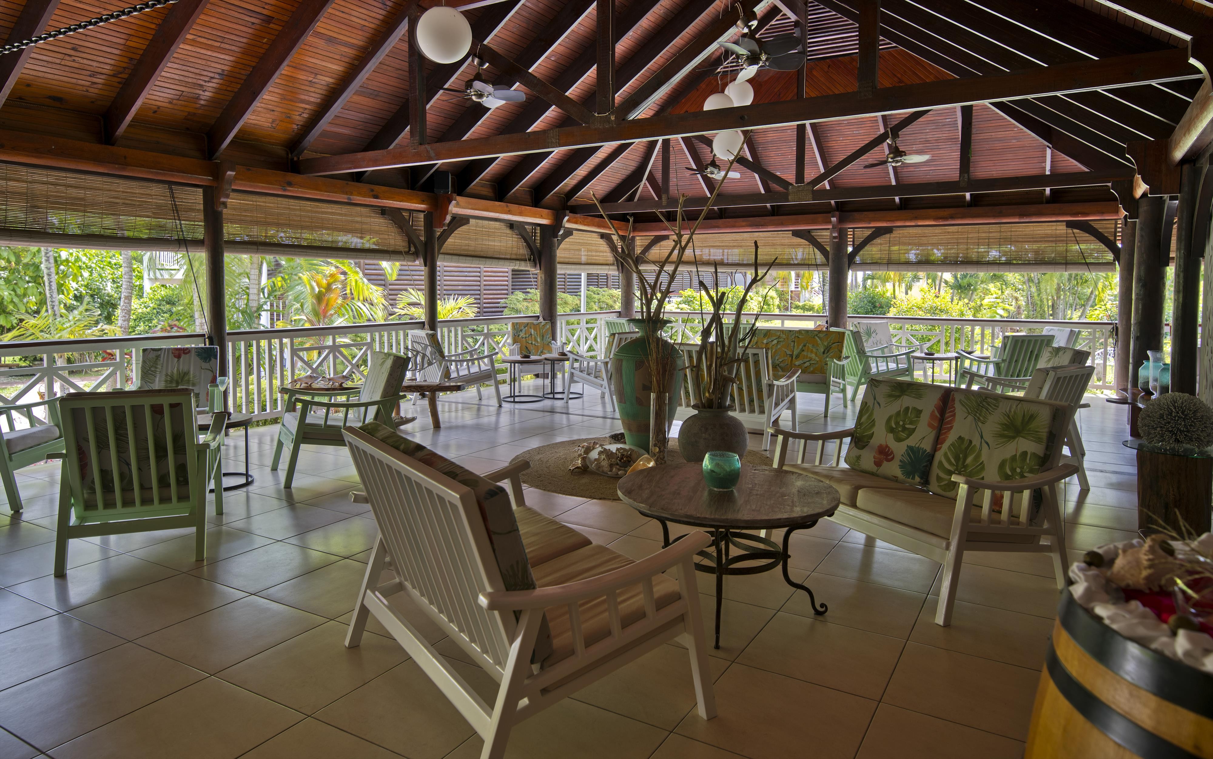 Acajou Beach Resort 8