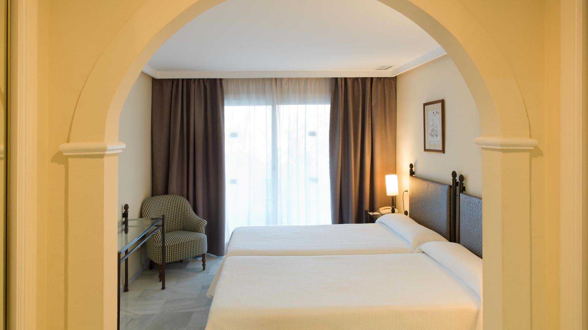 Monarque Sultan Aparthotel