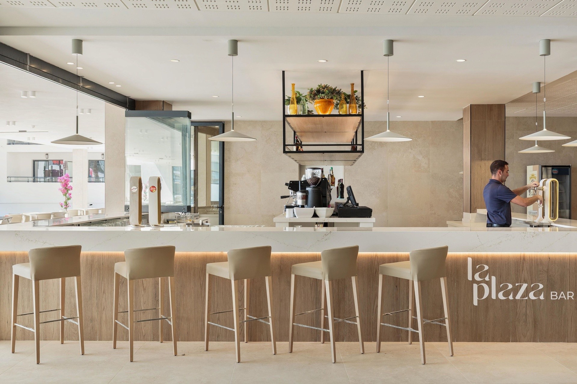 Best Oasis Tropical 18