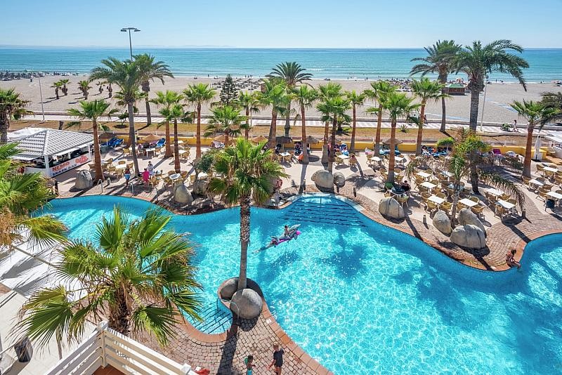 Mediterráneo Bay Hotel Spa & Resort 3