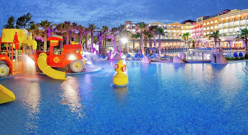 Mediterráneo Bay Hotel Spa & Resort 5