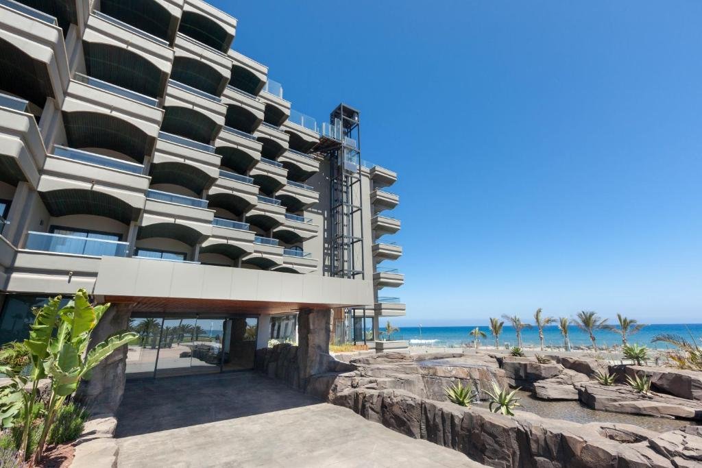 Faro, a Lopesan Collection Hotel