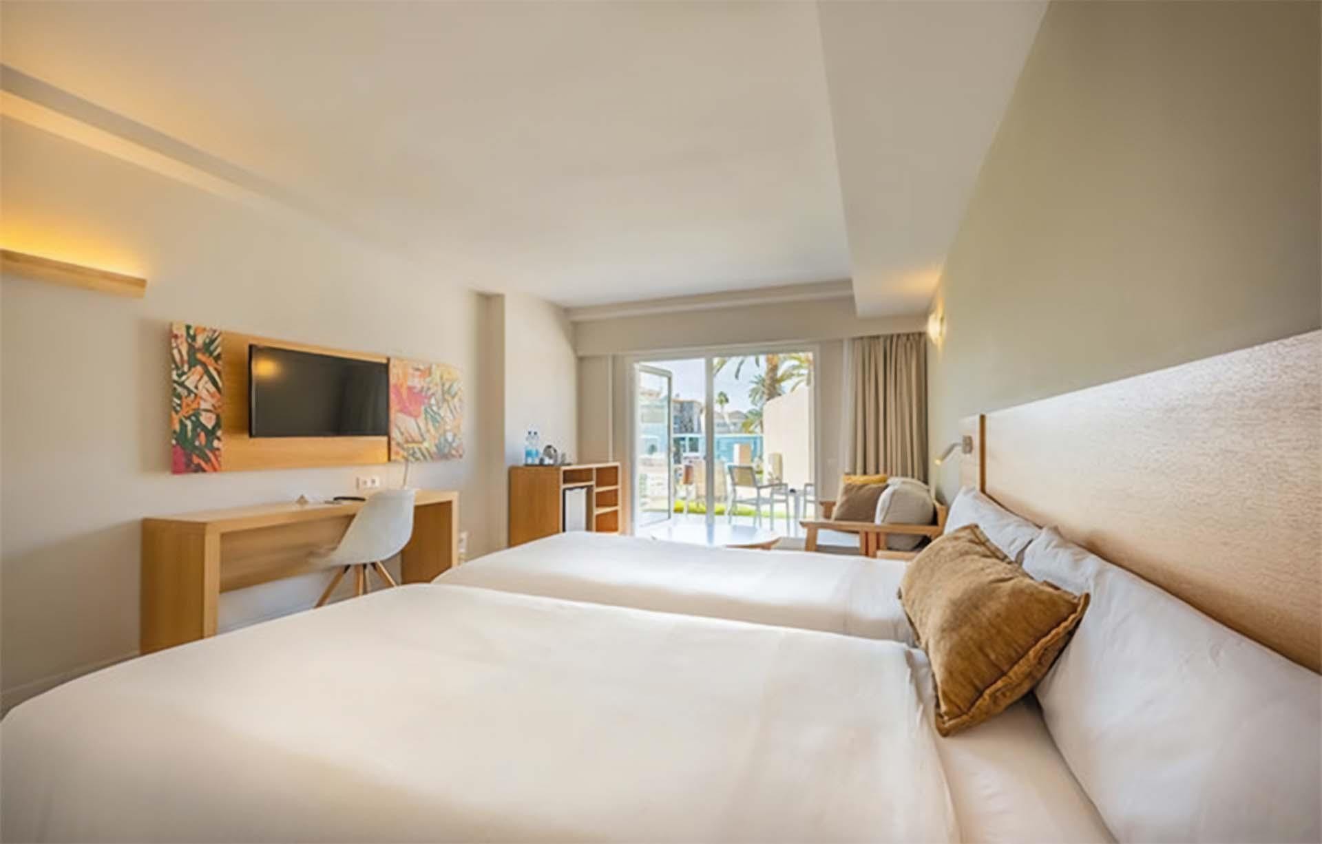 Hotel LIVVO Koala Garden 2