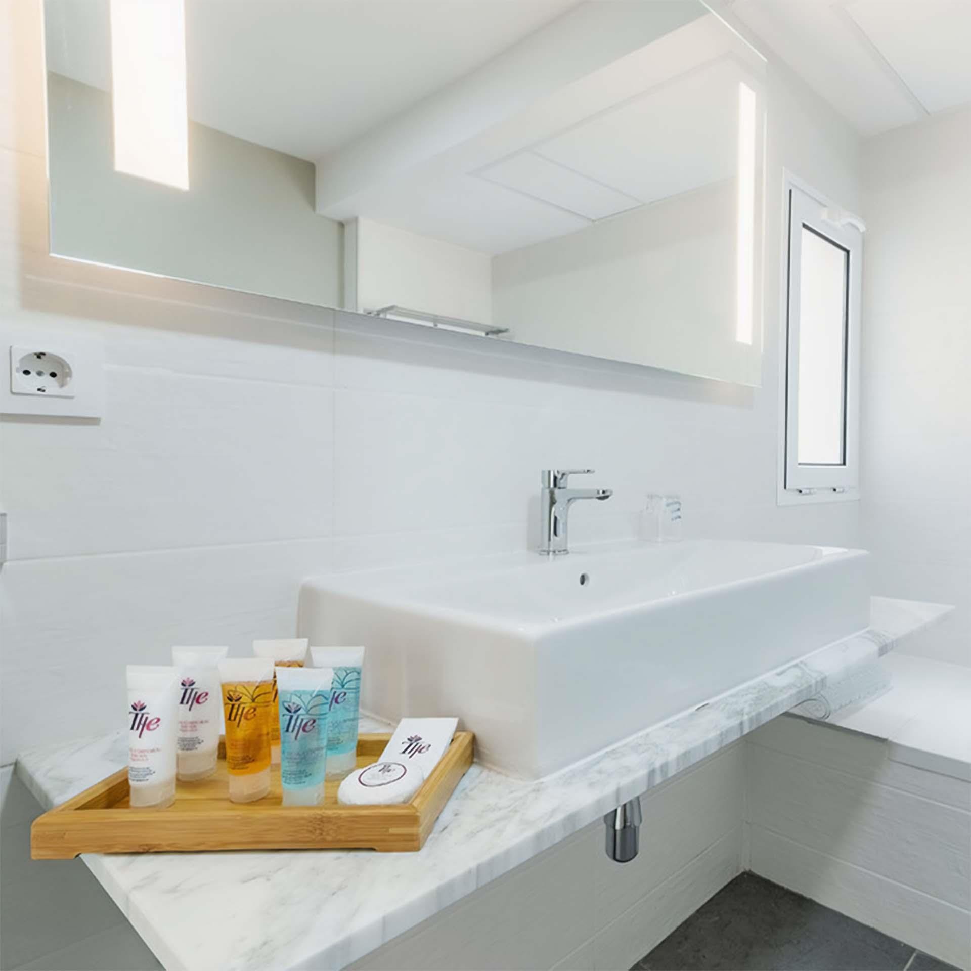 Hotel LIVVO Koala Garden 3