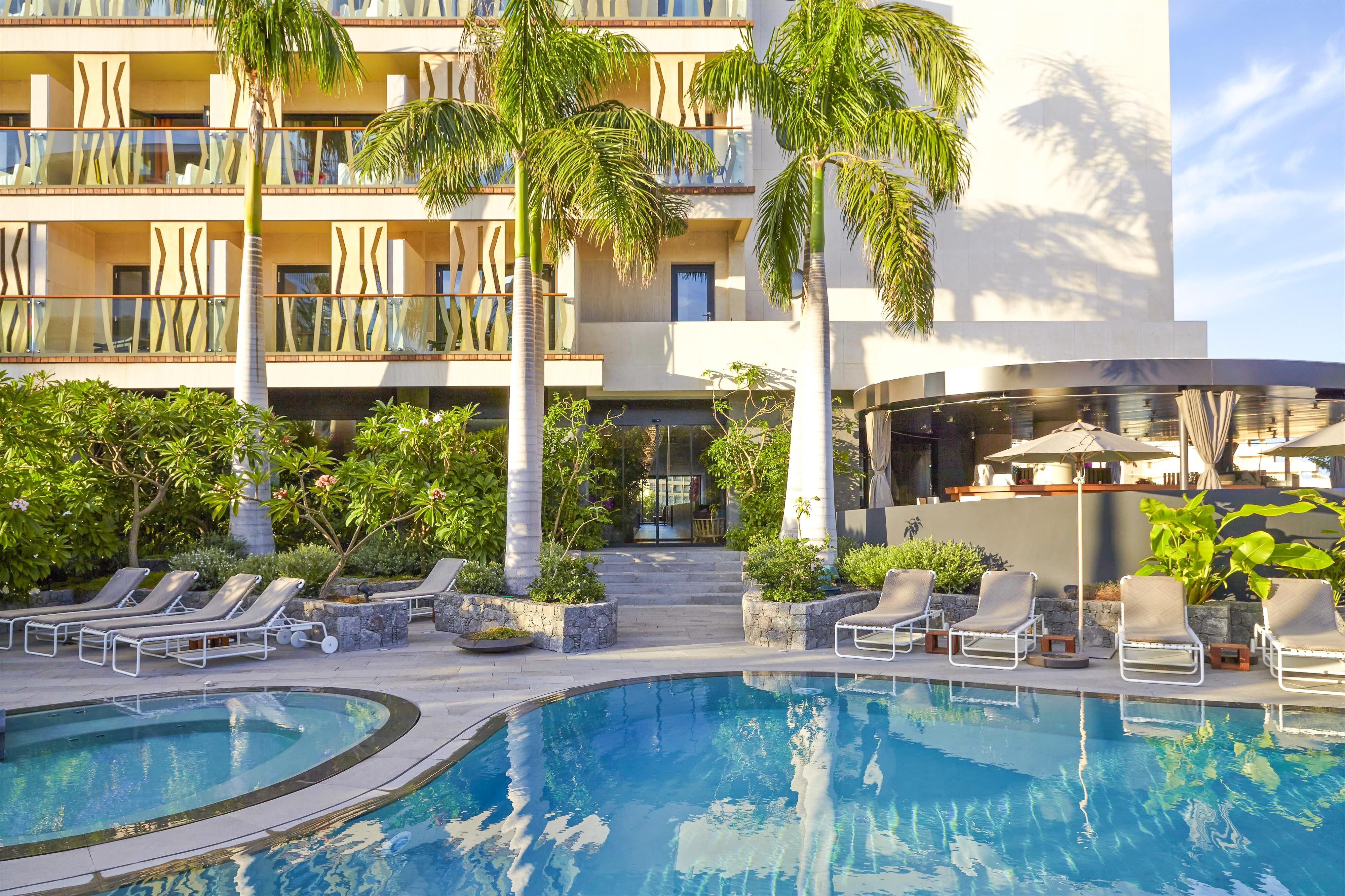 Bohemia Suites & Spa