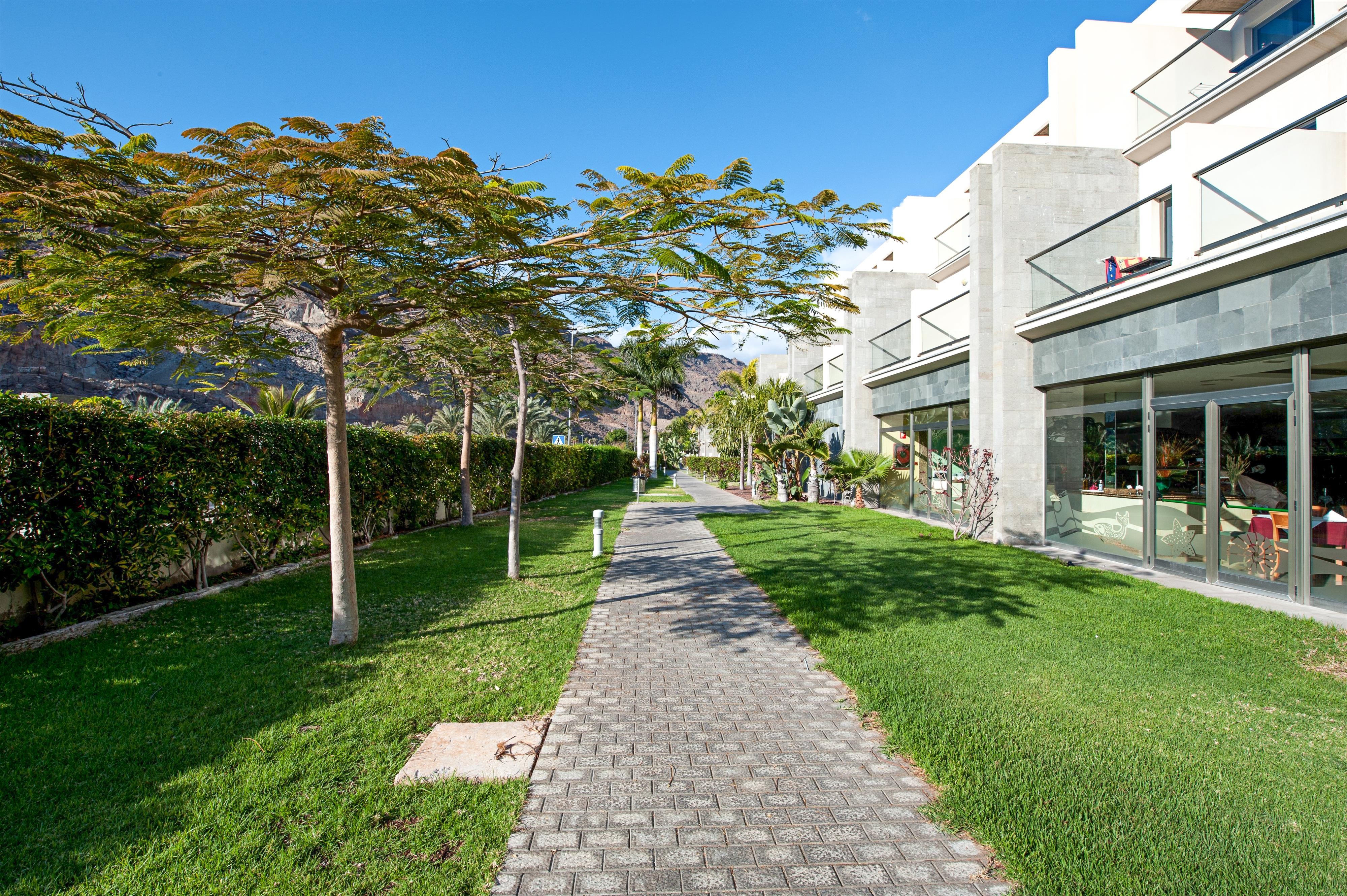 Hotel LIVVO Costa Taurito 10