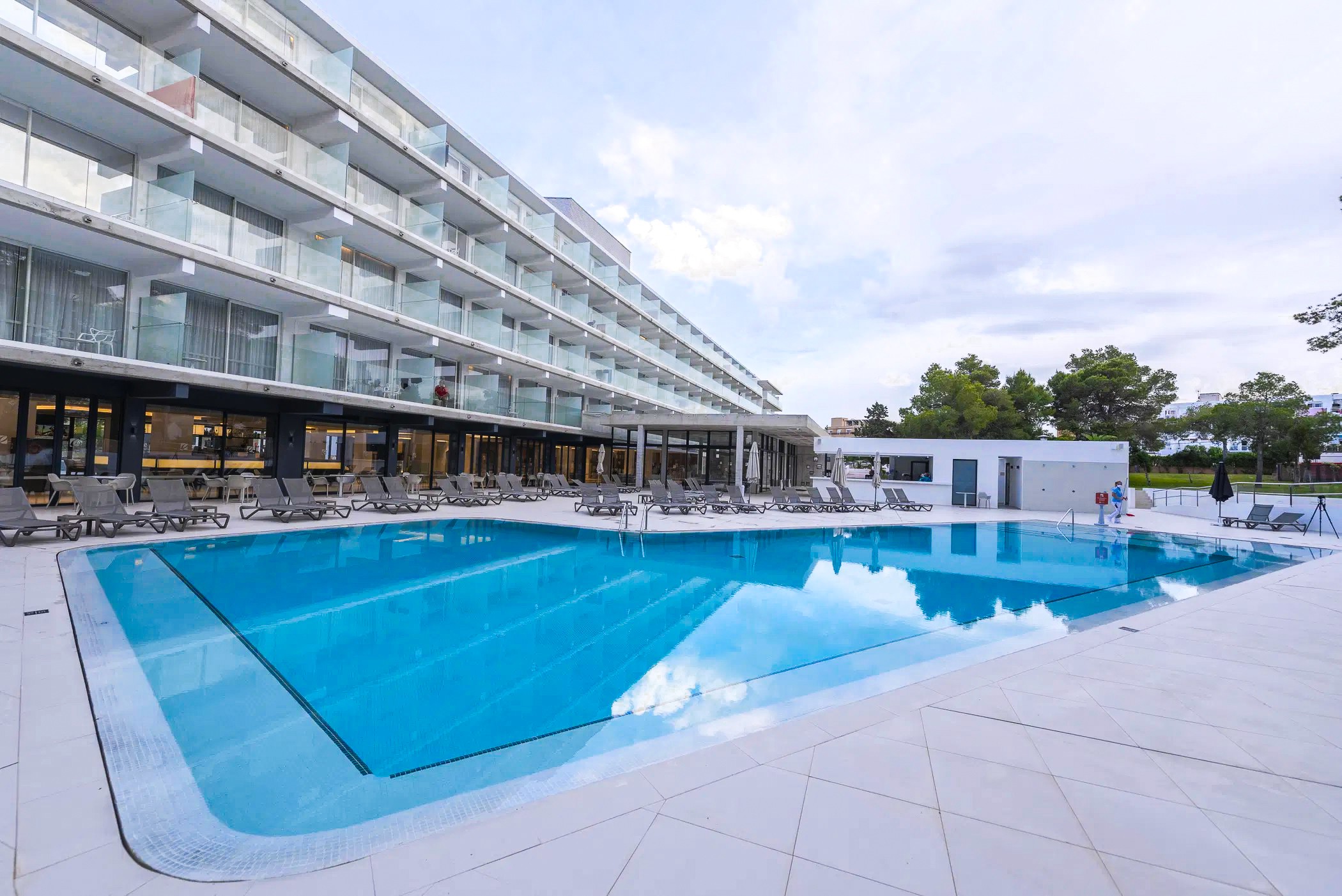 Els Pins Resort & Spa 10