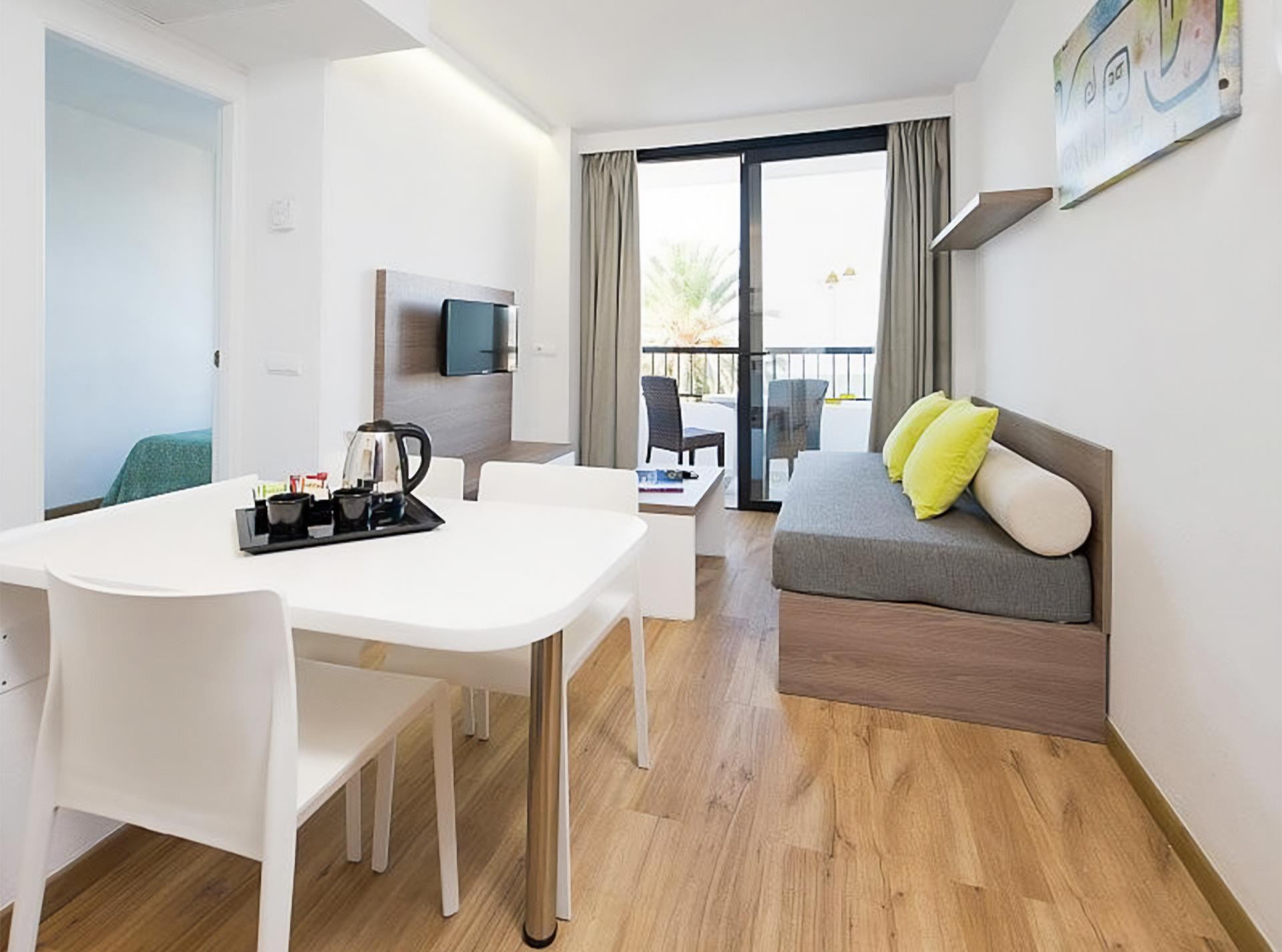 Marvell Club Hotel & Apartments 6