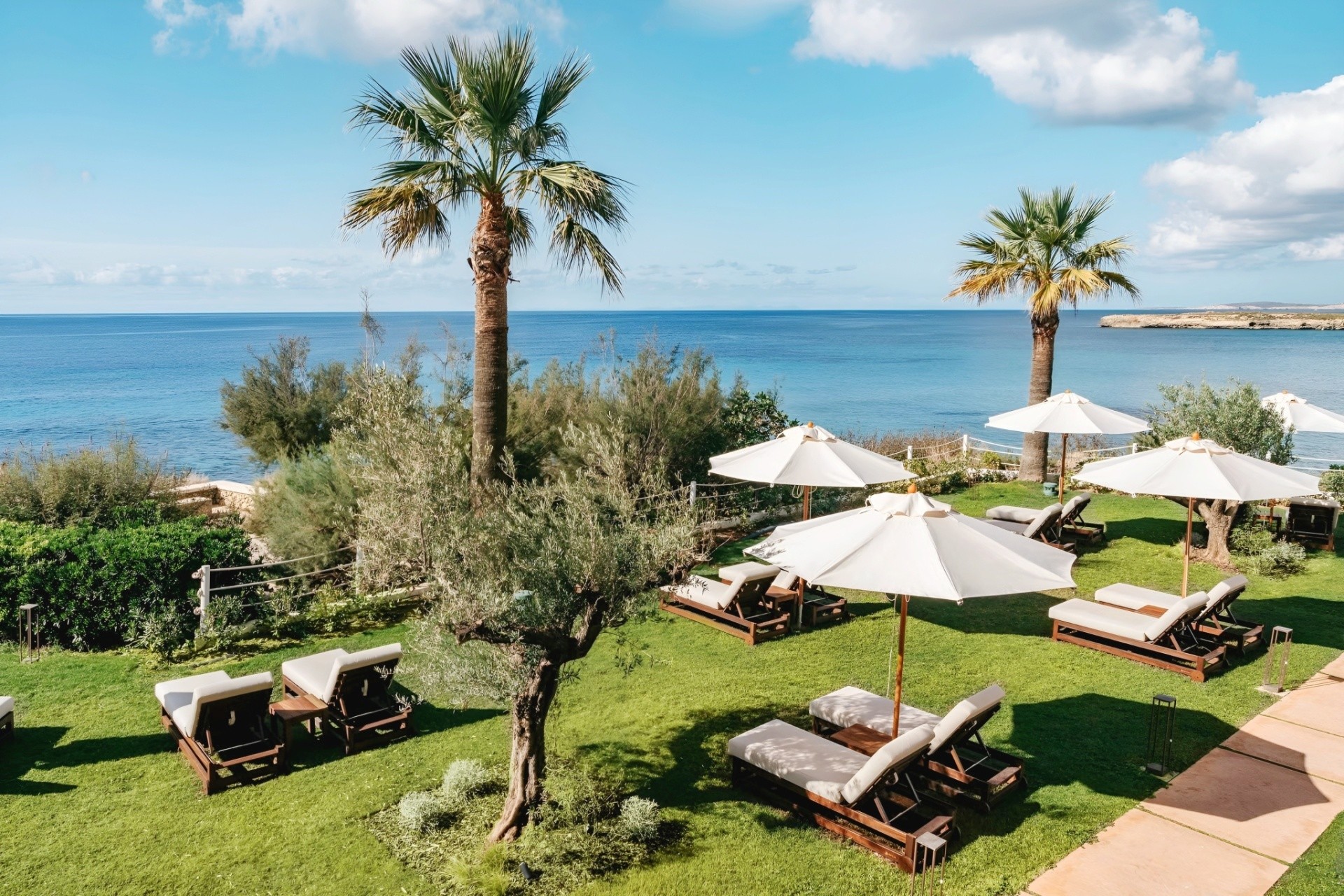 Sol Beach House Menorca 2