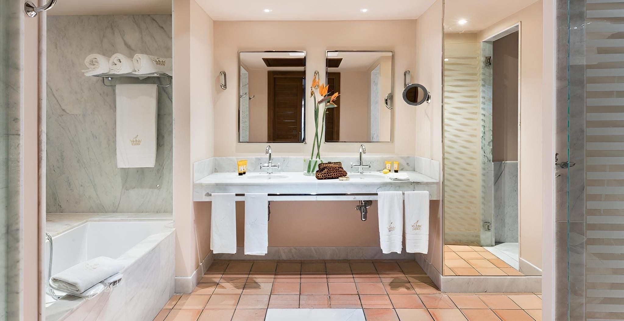 Gran Hotel Bahia del Duque 14