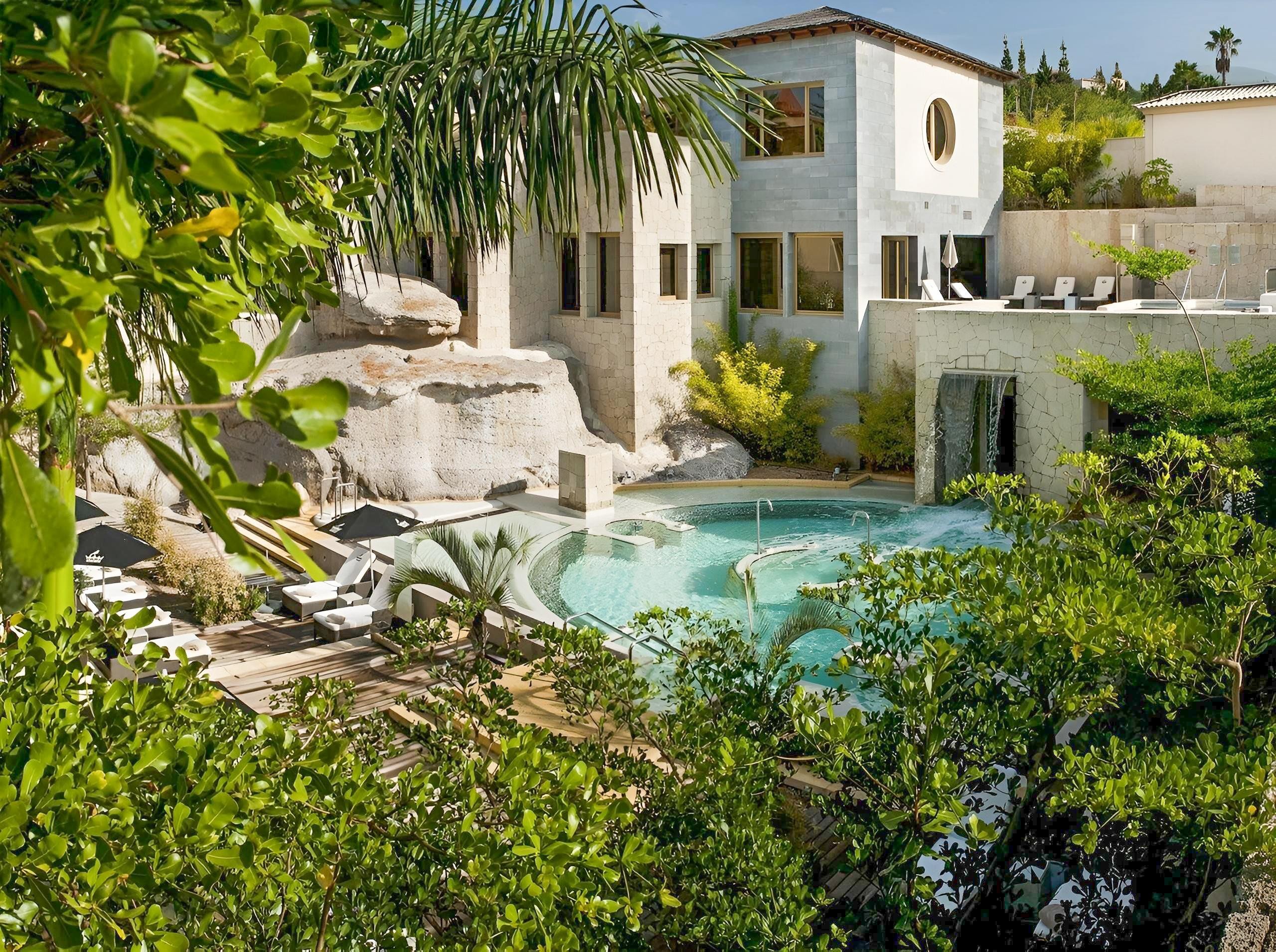 Gran Hotel Bahia del Duque 3