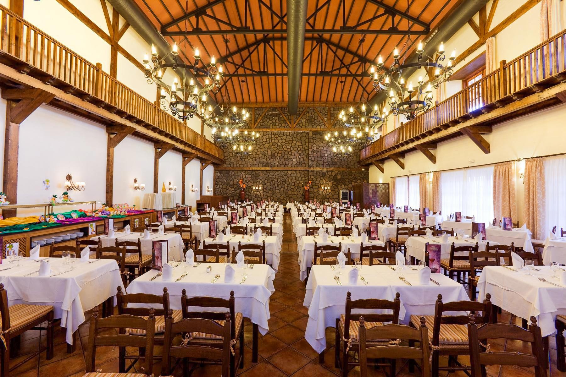 Isabel Family Hotel 12