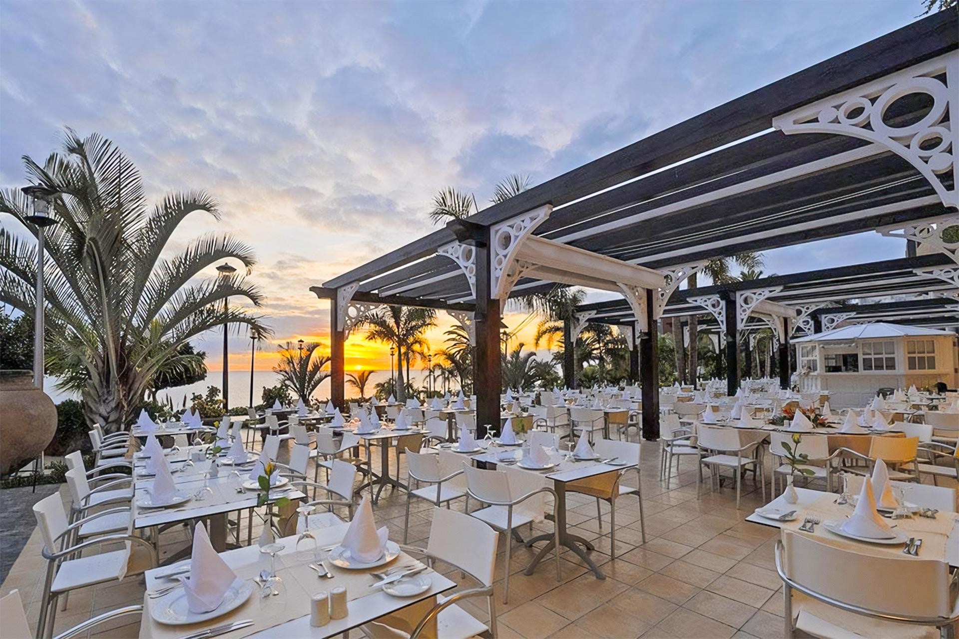 Adrian Hoteles Roca Nivaria 10