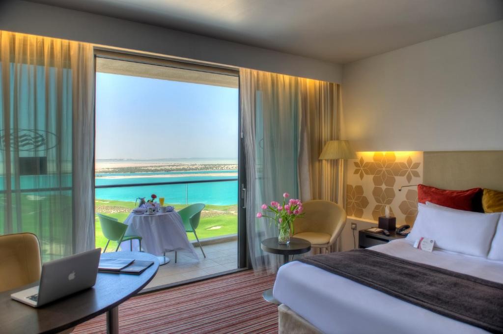 Crowne Plaza Abu Dhabi Yas Island