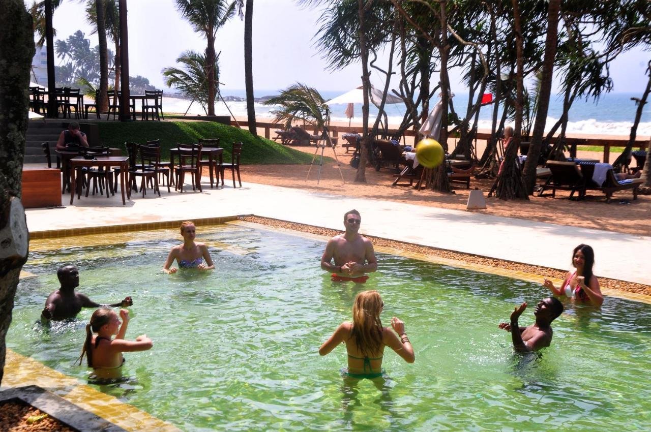 Pandanus Beach Resort