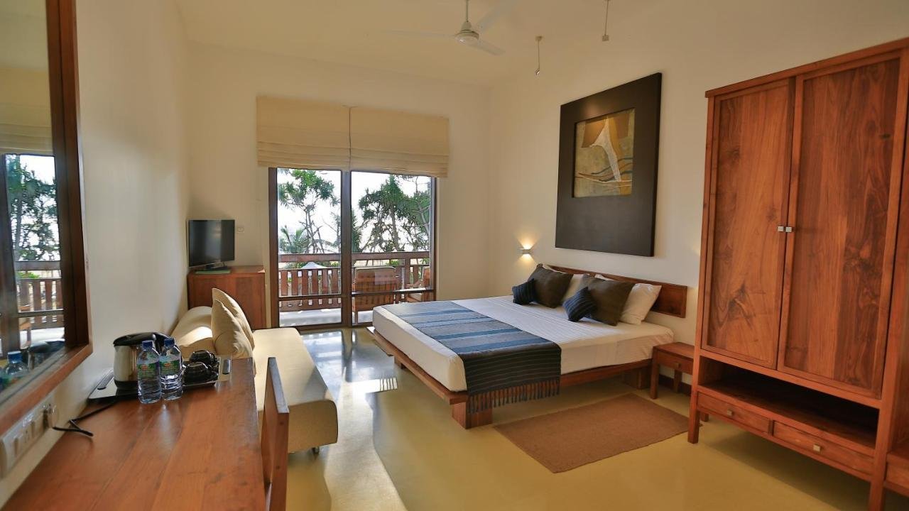 Pandanus Beach Resort