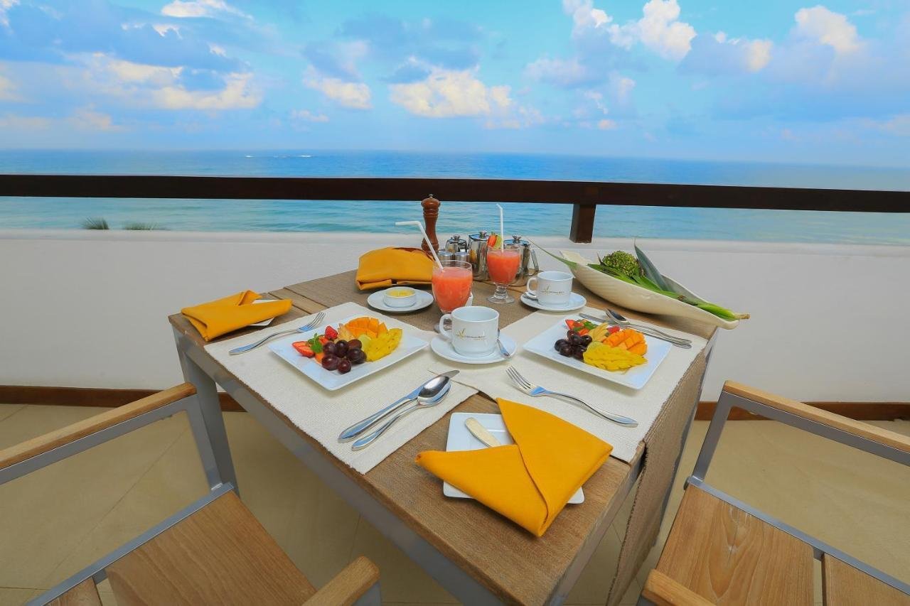 Pandanus Beach Resort