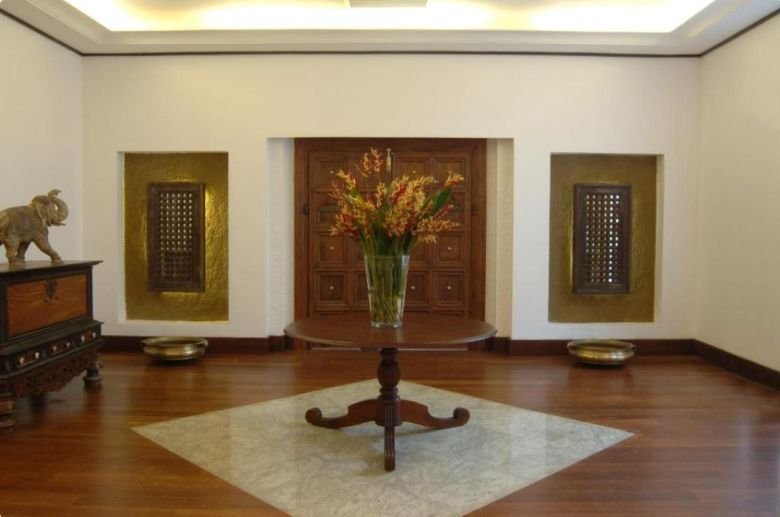 Royal Palms Beach Hotel