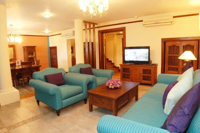 Royal Palms Beach Hotel