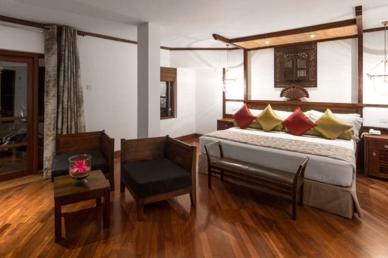 Royal Palms Beach Hotel
